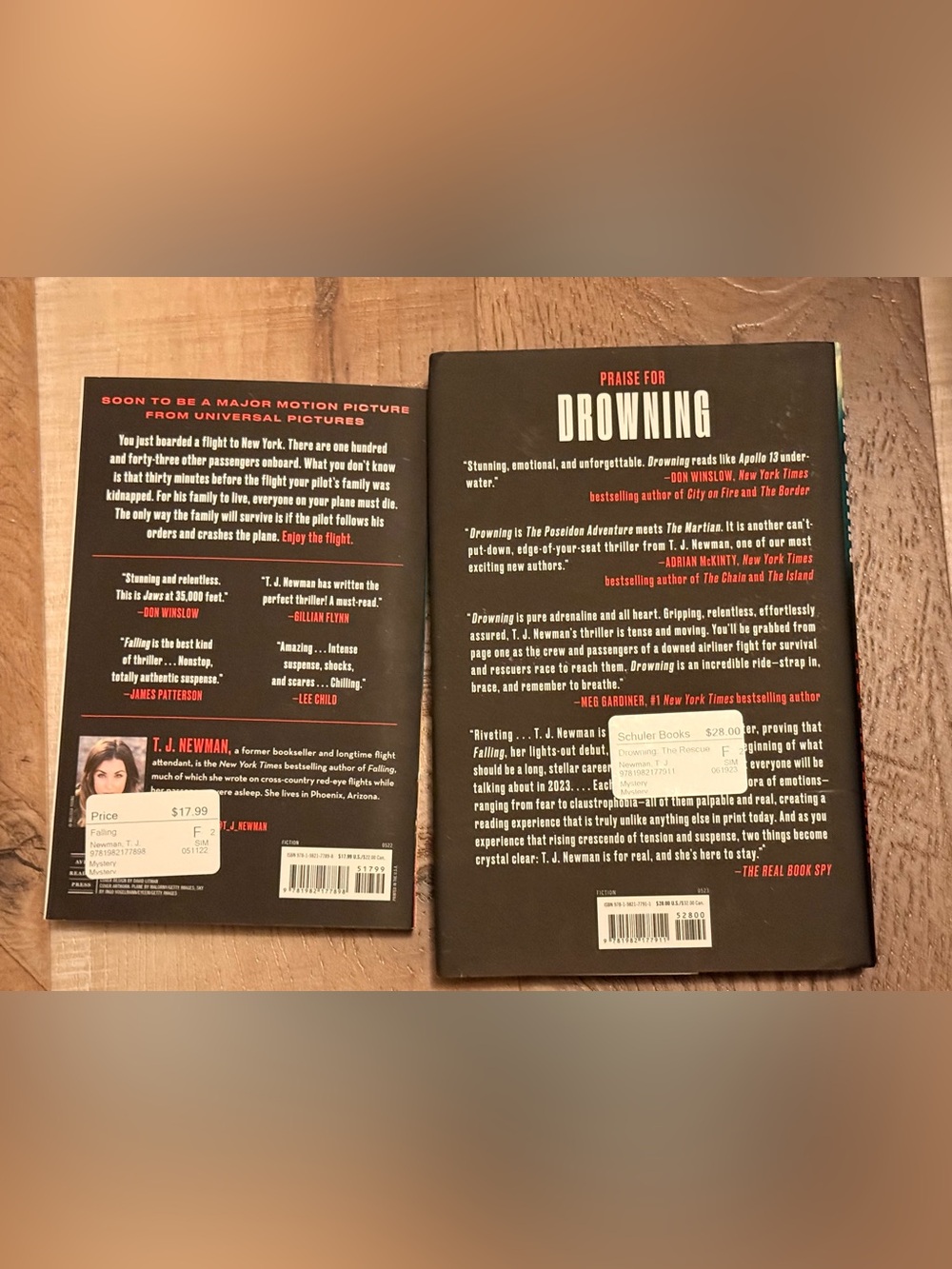 Falling & Drowning Book Bundle - T.J. Newman - Picture 2 of 2